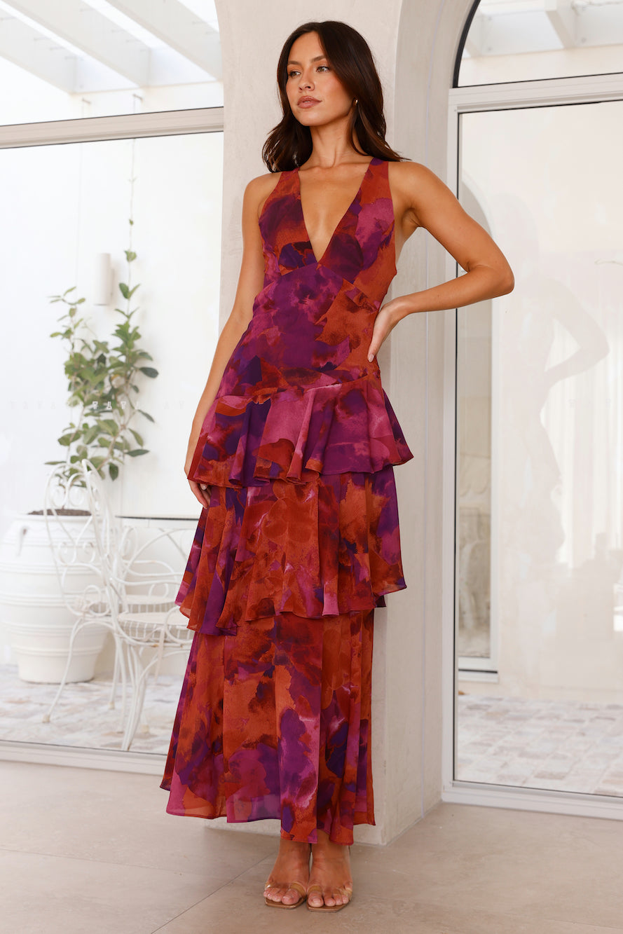 Cany | Rückenfreies Maxikleid mit Blumenmuster, V-Ausschnitt & Stufenrock für elegante Sommerlooks