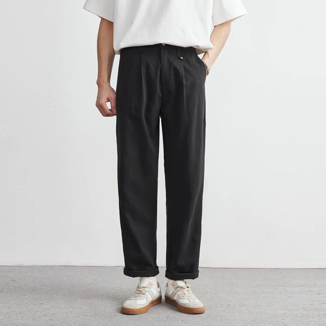 Herren Hose mit Bundfalte und geradem Bein