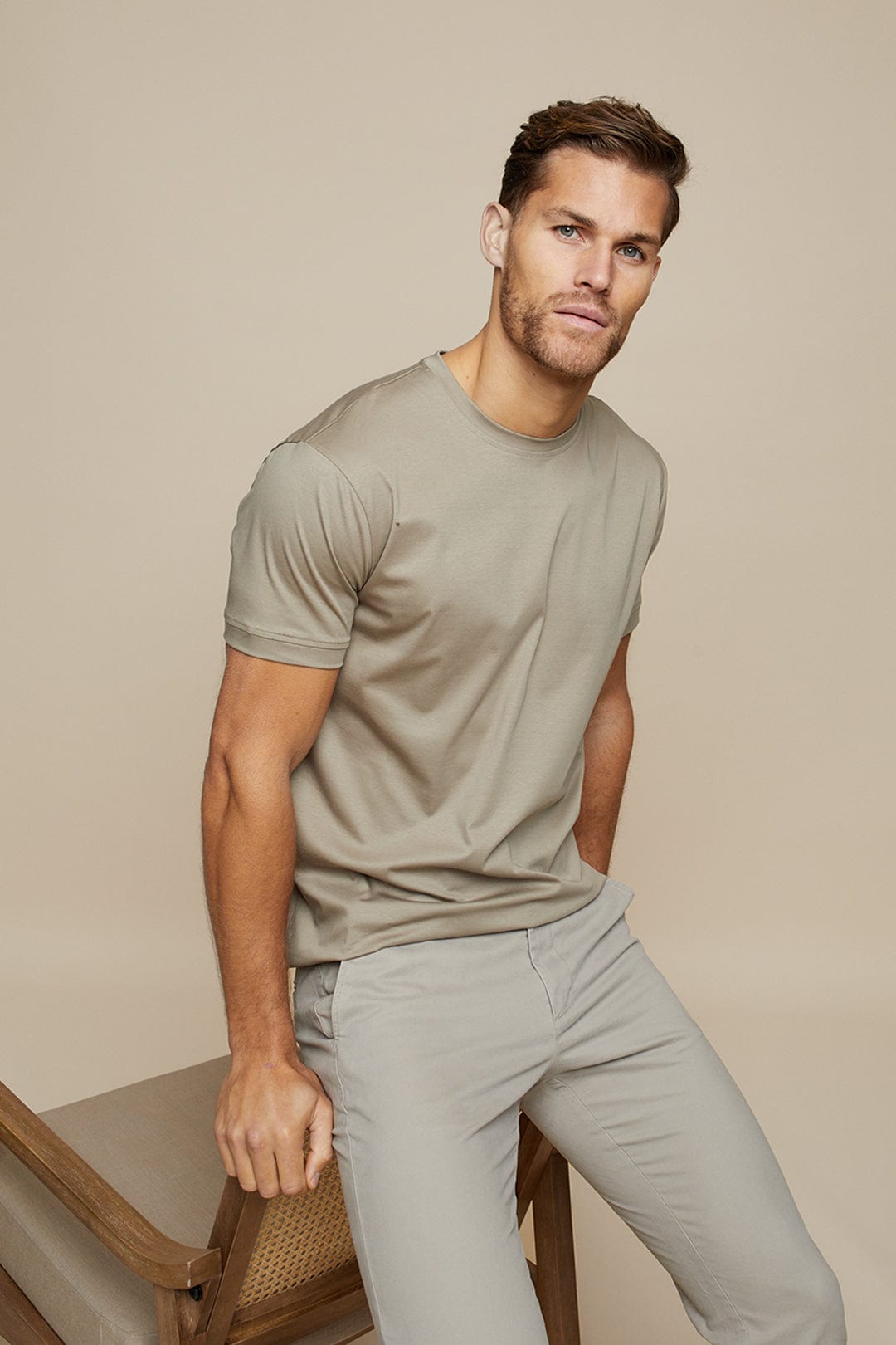 Glänzendes & Weiches Herren T-Shirt aus Mercerisierter Baumwolle – Leon