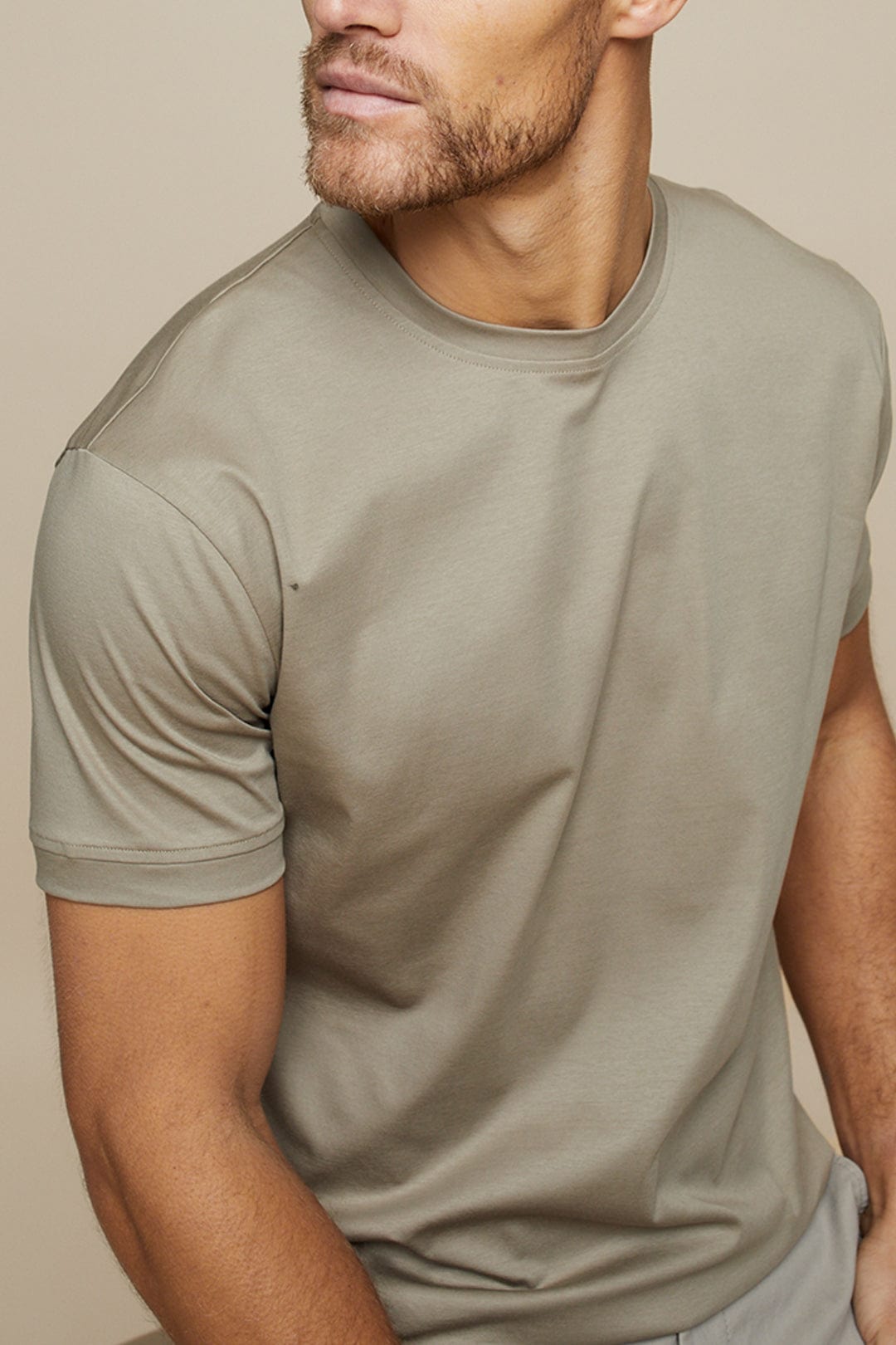 Glänzendes & Weiches Herren T-Shirt aus Mercerisierter Baumwolle – Leon