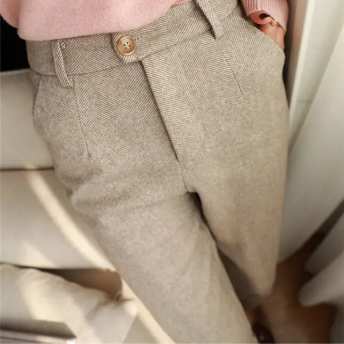Herren Hose mit Fischgrätmuster, tailliert geschnitten