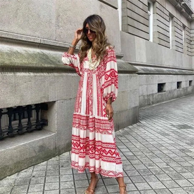 Aviana | Boho Maxi Kleid mit Blumenprint – V‑Ausschnitt & Halbarm im Ibiza‑Look