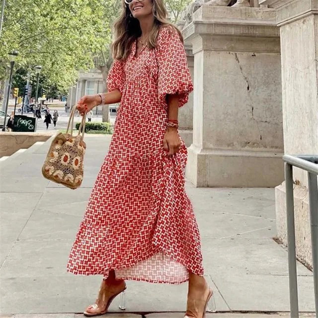Aviana | Boho Maxi Kleid mit Blumenprint – V‑Ausschnitt & Halbarm im Ibiza‑Look