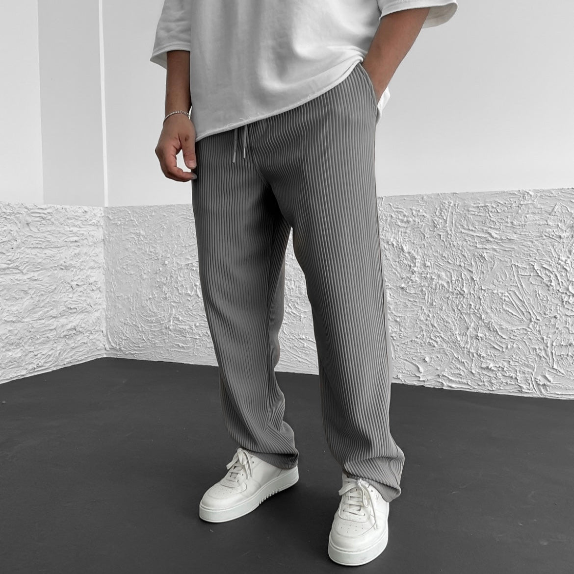 Herren Strickhose mit Kordelzugbund, entspannte Passform