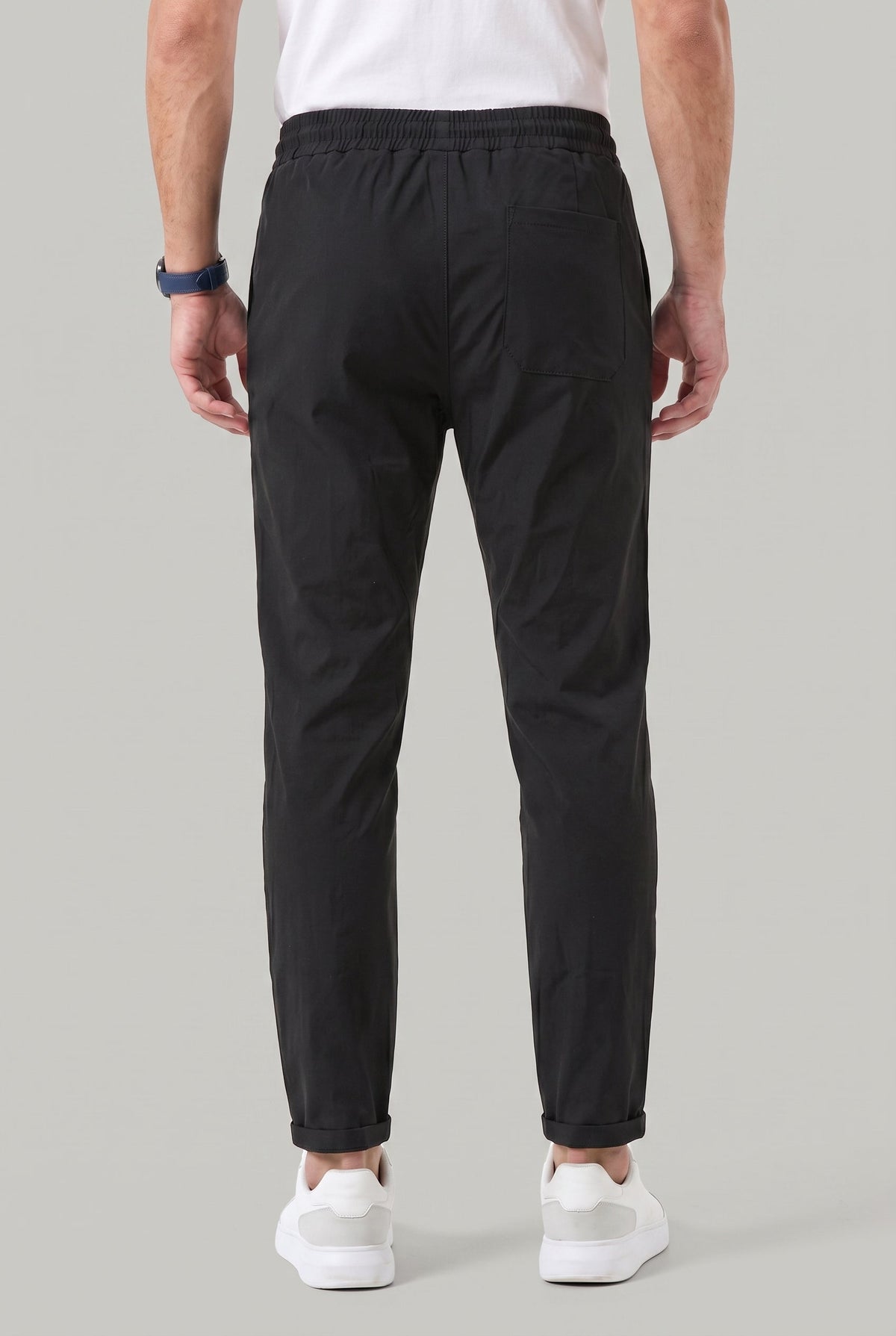 Herren Hose mit elastischem Bund und Kordelzug