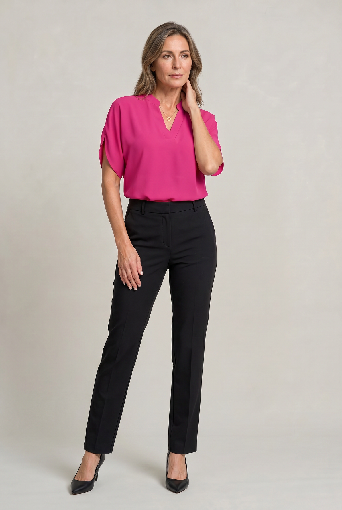 Damen V-Ausschnitt-Top Regular Fit mit Kragendetail und Kurzarm