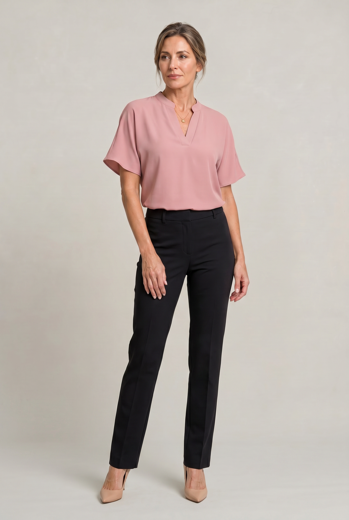 Damen V-Ausschnitt-Top Regular Fit mit Kragendetail und Kurzarm