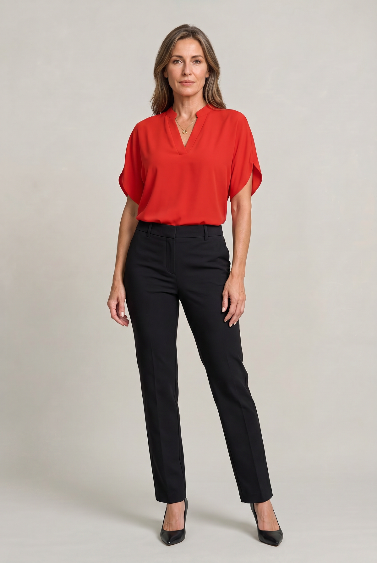 Damen V-Ausschnitt-Top Regular Fit mit Kragendetail und Kurzarm