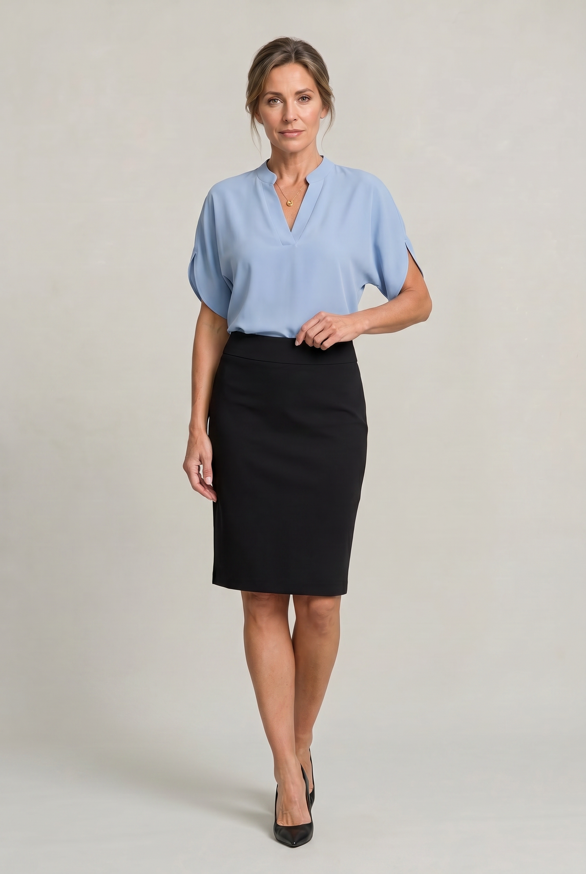 Damen V-Ausschnitt-Top Regular Fit mit Kragendetail und Kurzarm