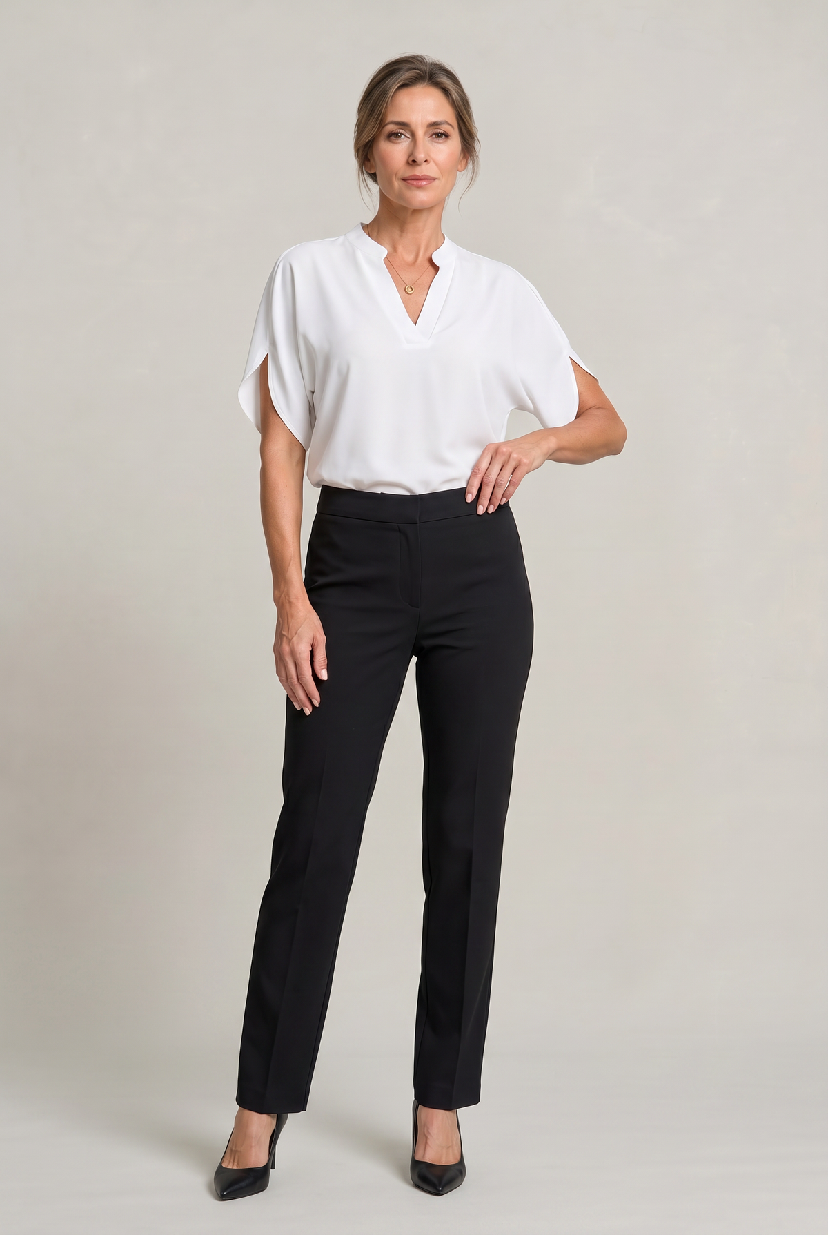Damen V-Ausschnitt-Top Regular Fit mit Kragendetail und Kurzarm