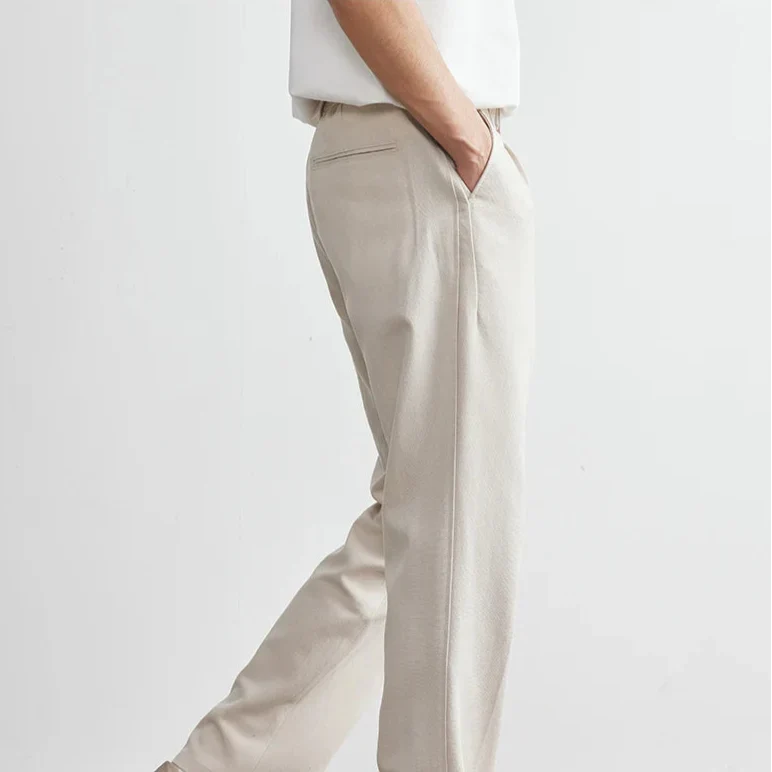Herren Hose mit Bundfalte und geradem Bein