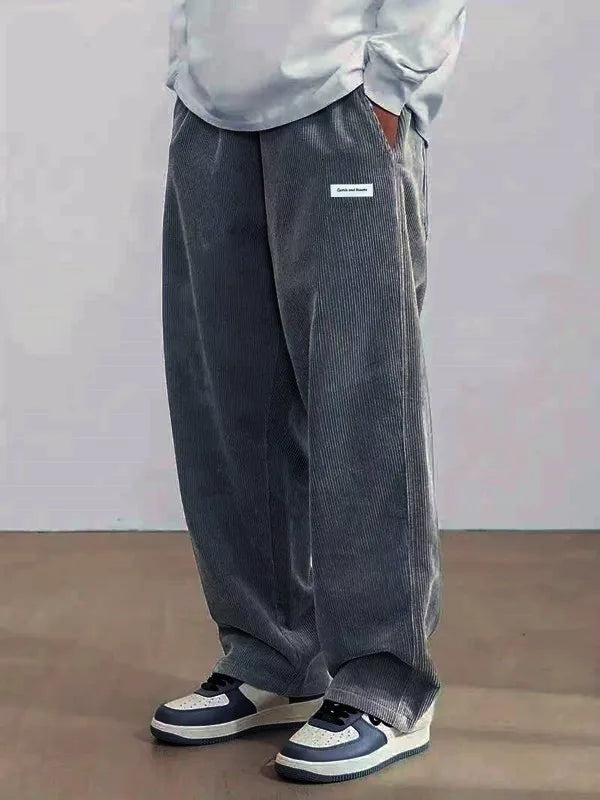 Herren Hose mit gerippter Struktur, lockerer Schnitt