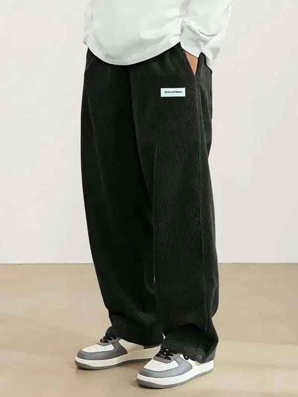 Herren Hose mit gerippter Struktur, lockerer Schnitt