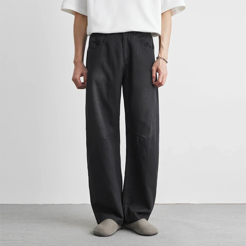 Herren Hose im Wide-Leg-Schnitt mit Kniepaneelen und Waschung