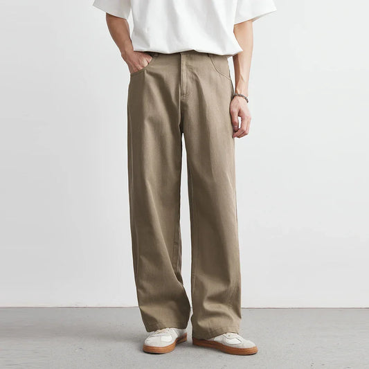 Herren Hose mit weitem Beinschnitt