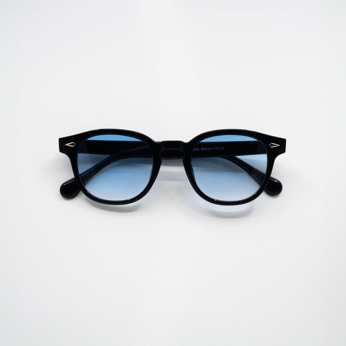 Klassische Sonnenbrille für Herren mit UV-Schutz und blauen Gläsern