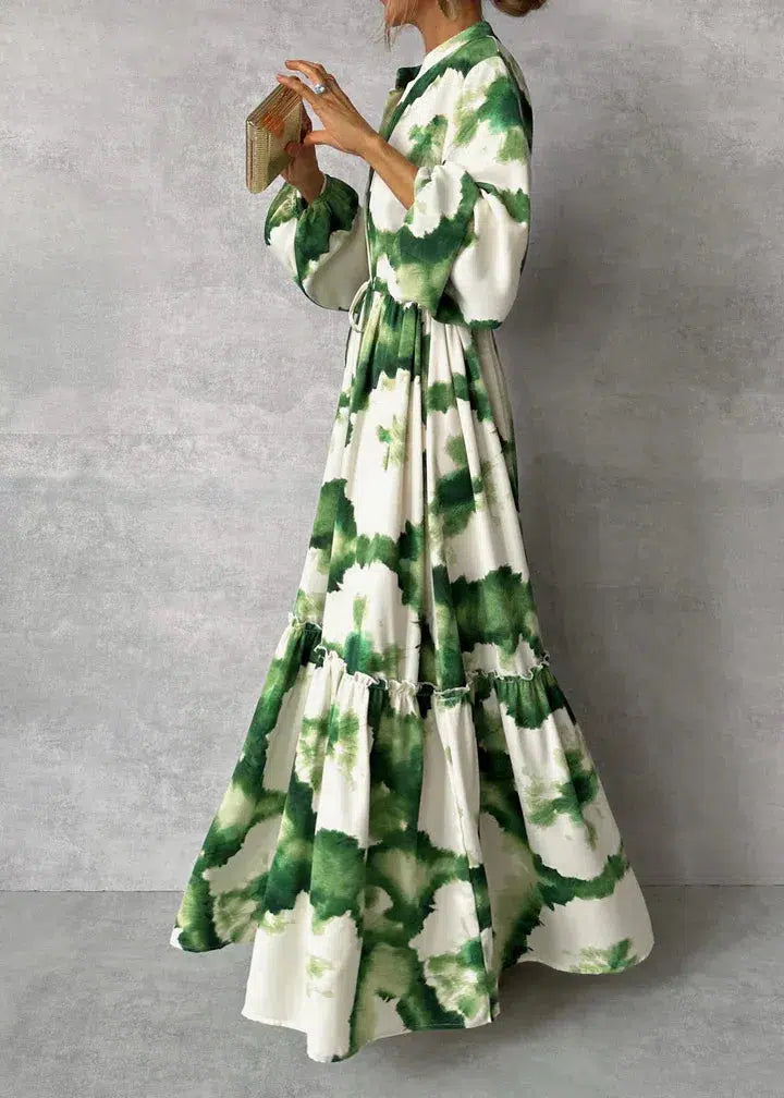 Angelica | Elegantes Maxi-Kleid mit V-Ausschnitt, langen Bischofsärmeln & fließendem Farbverlauf in Grün