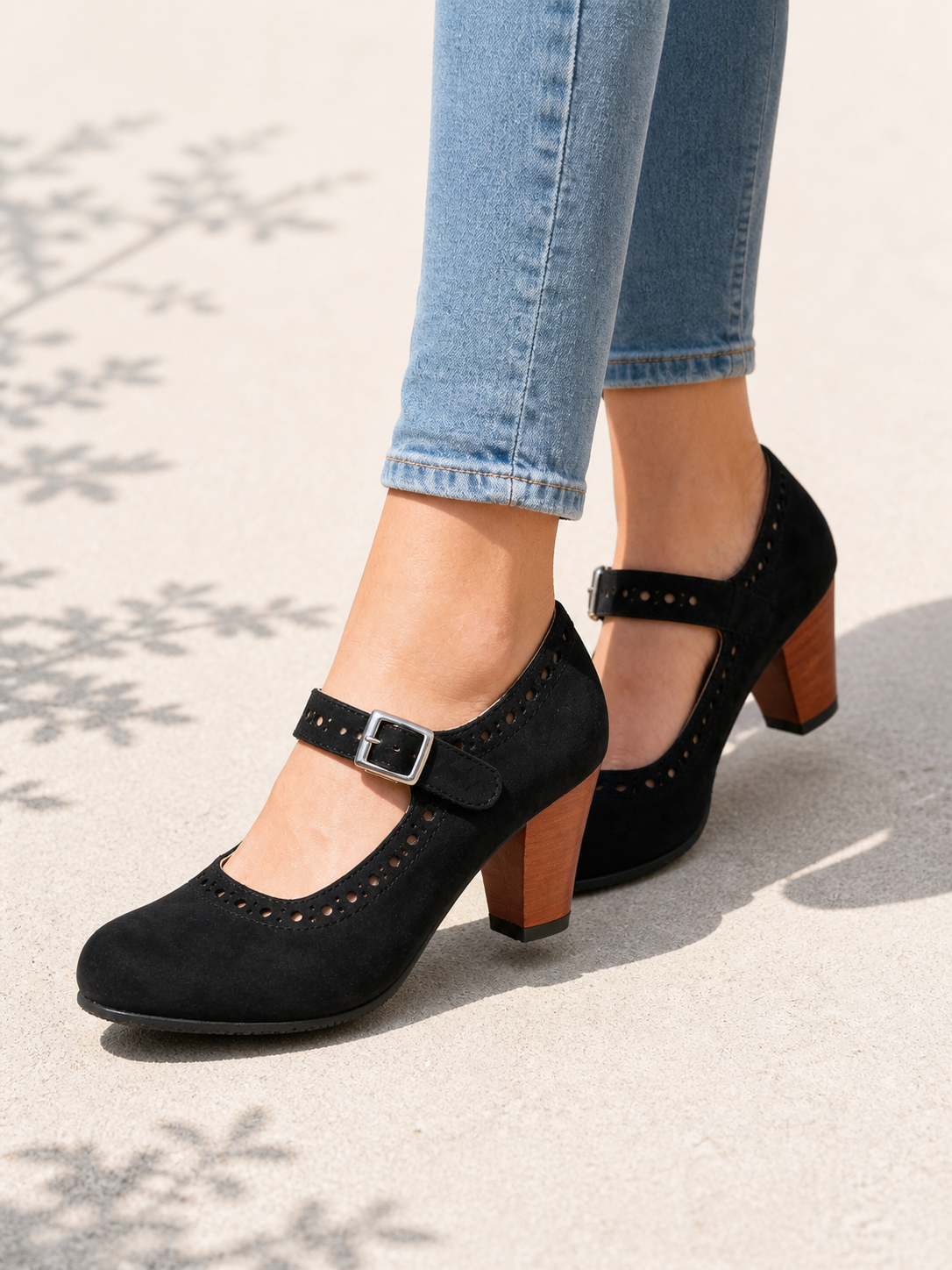 Damen Mary Jane Schuhe Brogue-Design mit Schnallenriemen und Blockabsatz