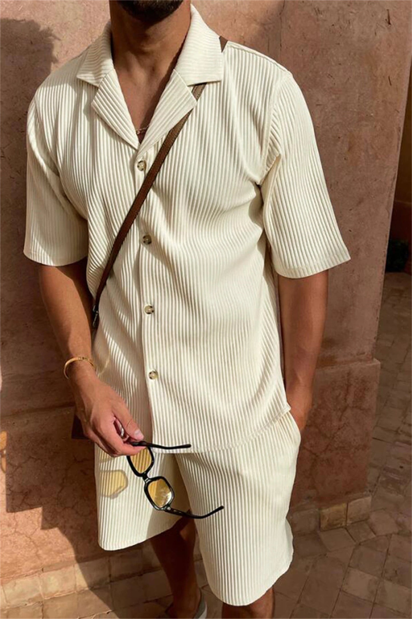 Herren Sommer Set – Kurzarmhemd & Shorts mit modernem Streifen-Design