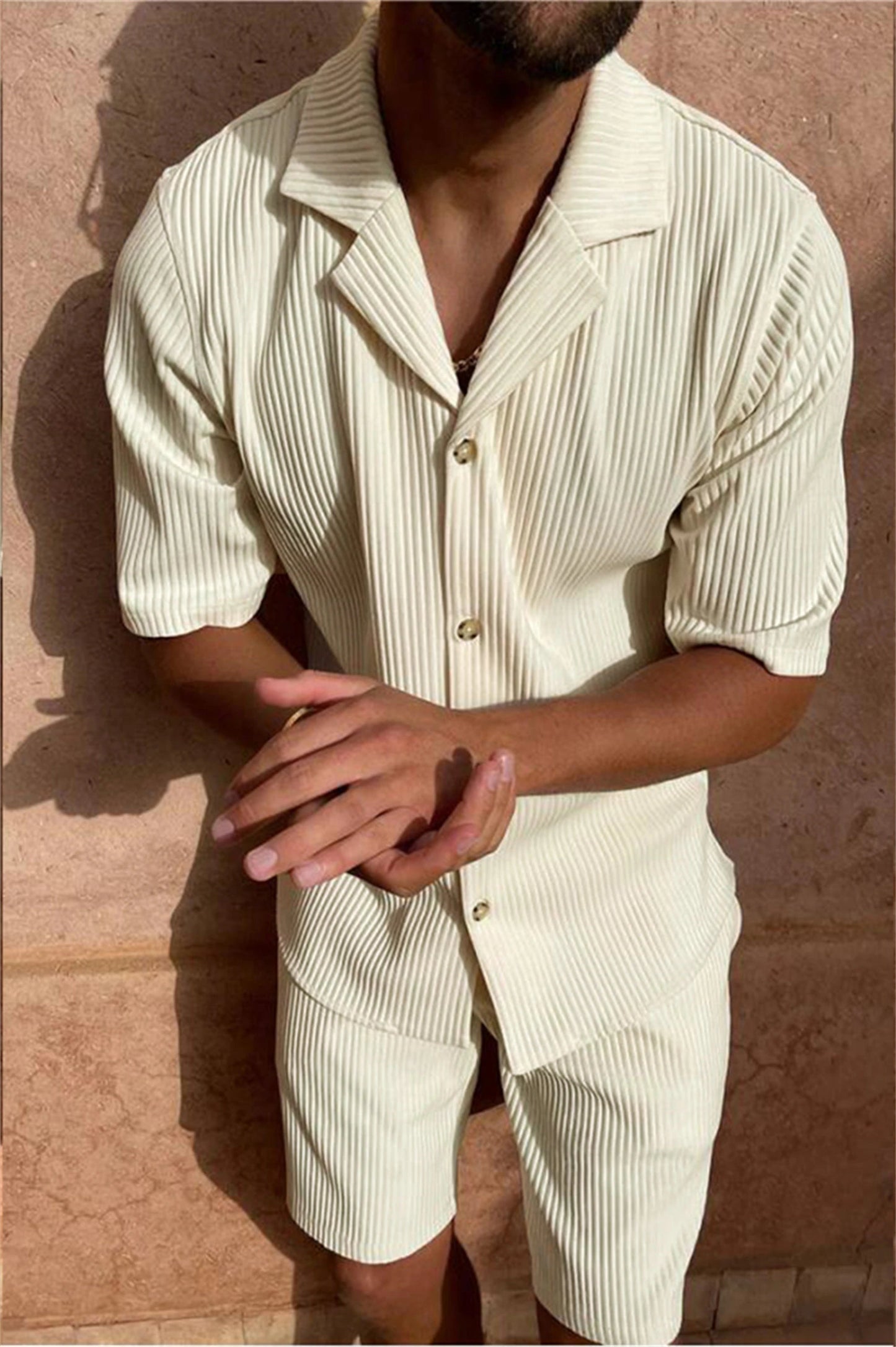 Herren Sommer Set – Kurzarmhemd & Shorts mit modernem Streifen-Design