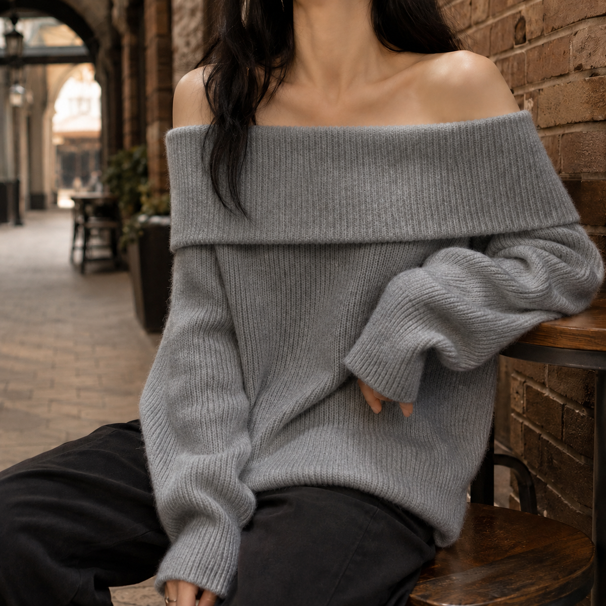 Damen Oversize Off-Shoulder Pullover mit voluminösen Ärmeln