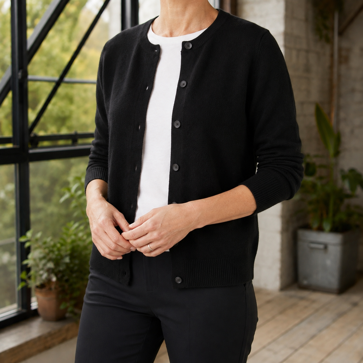 Damen Knopf-Cardigan Regular Fit mit rundem Halsausschnitt