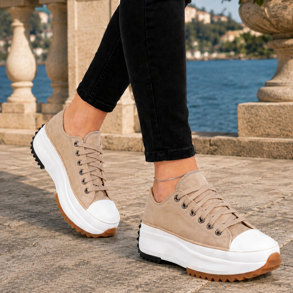 Damen Plateau Sneaker Low-Top Retro mit Kontrast-Zehenkappe