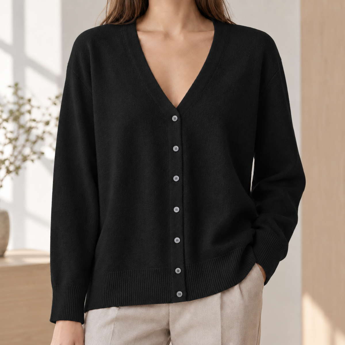 Damen Cardigan Relaxed Fit mit V-Ausschnitt und Knopfleiste