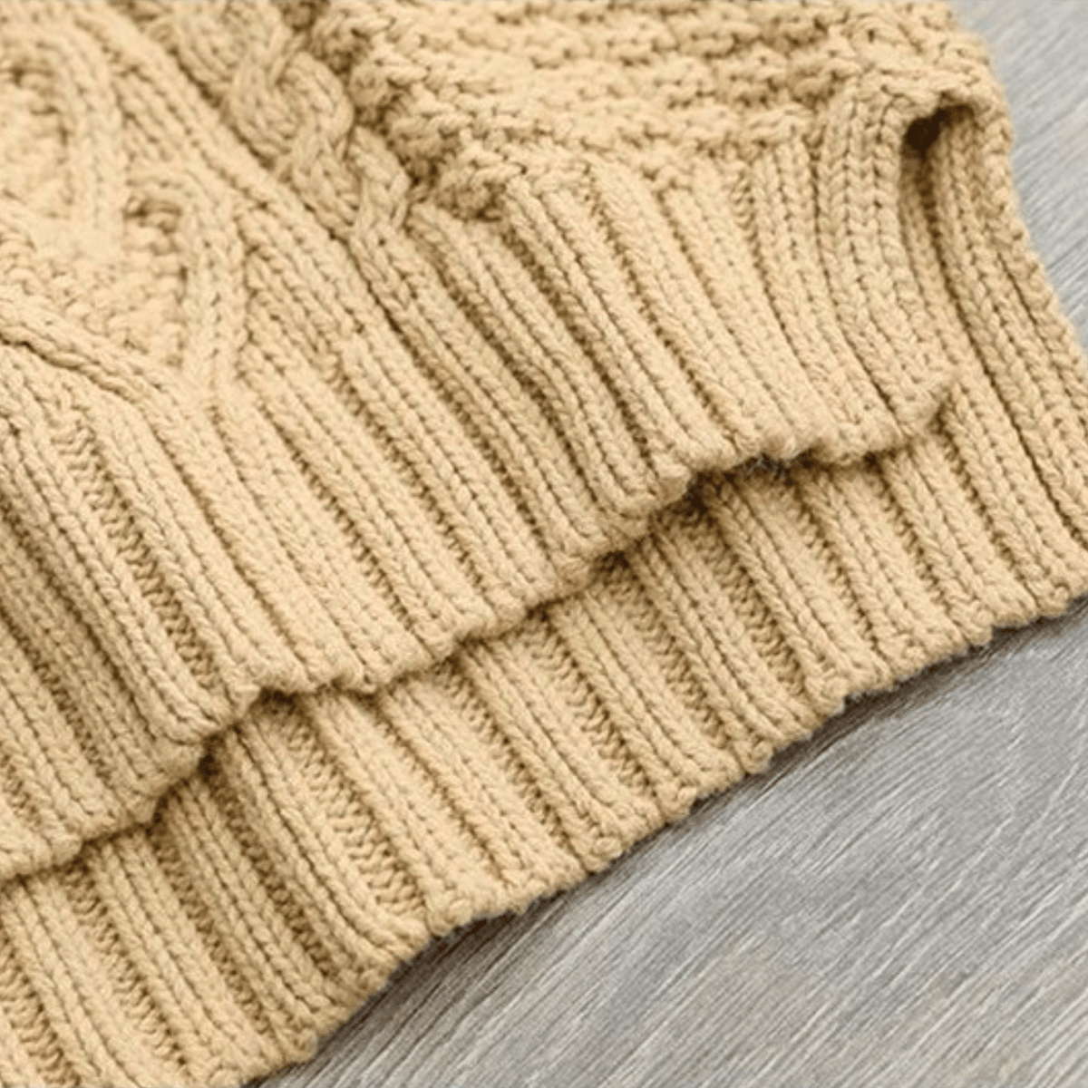 Herren Strickpullover Relaxed Fit mit Stehkragen und Kabelstrick