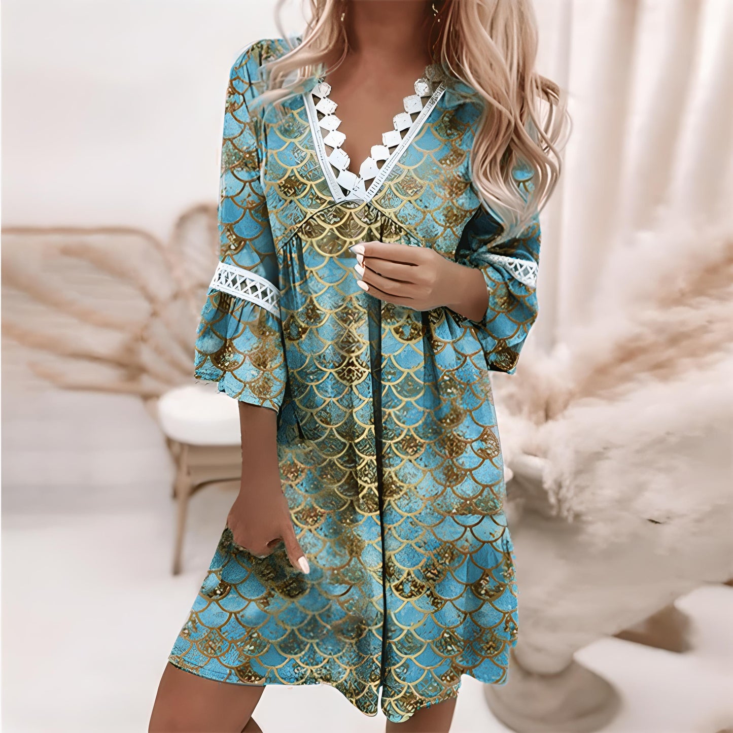 Mare | Sommerkleid Damen V-Ausschnitt mit Spitzen-Details – Luftiges Minikleid mit langen Ärmeln